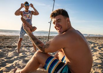 Men.com: Nic Sahara takes JJ Knight’s big raw cock in “Bottom Fishing” part two