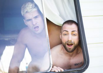 MEN: Jeremy London gets fucked by Malik Delgaty in “Family Trip Dick Slip”