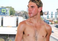 Hung stud Joshua Kelly gets naked and jerks off for Active Duty