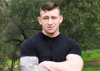 Tattooed recruit Maxx Guns rubs out a load for Active Duty